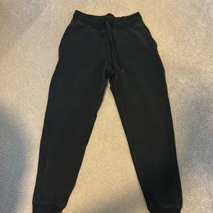 lululemon black scuba joggers